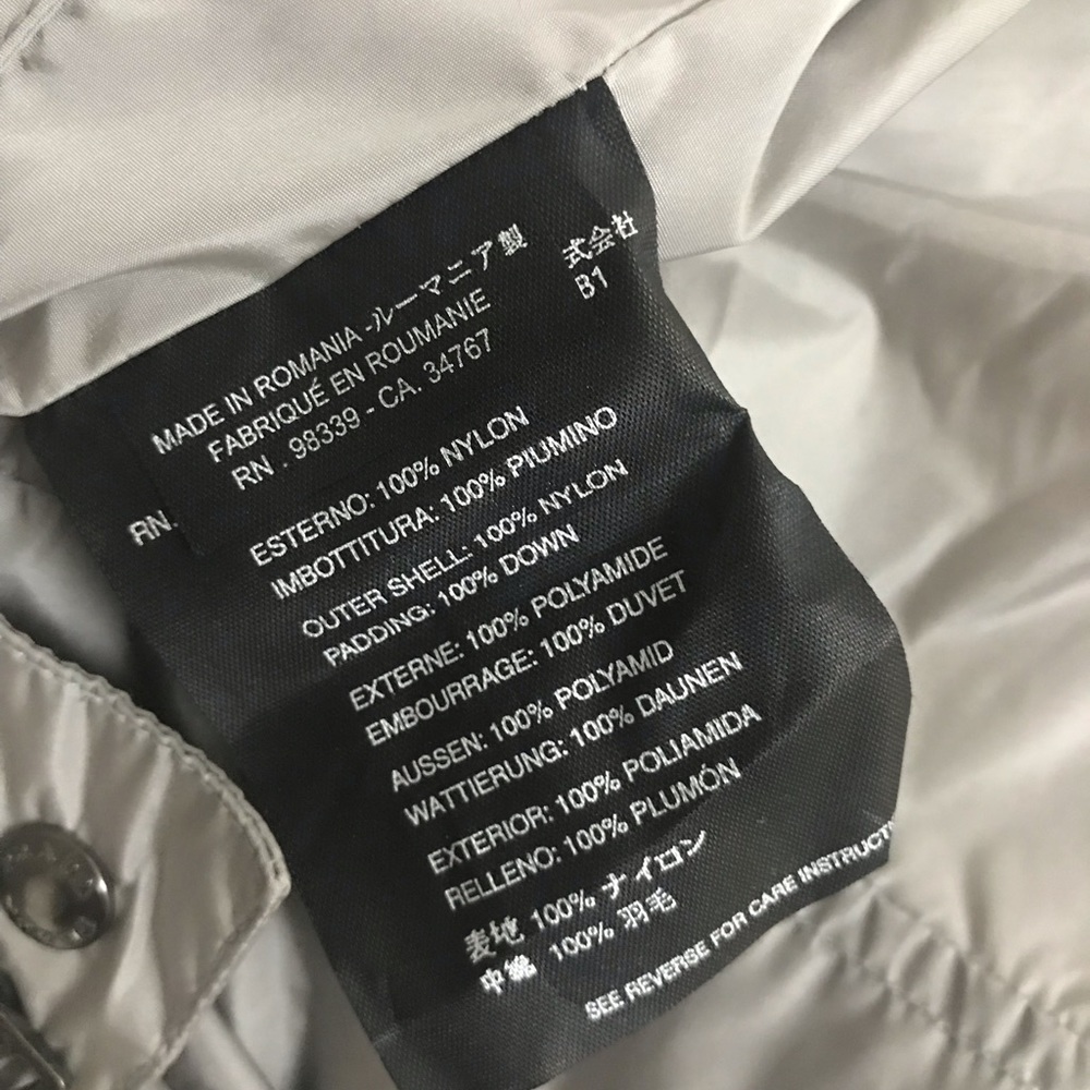 Nwot Prada Down Jacket - image 7